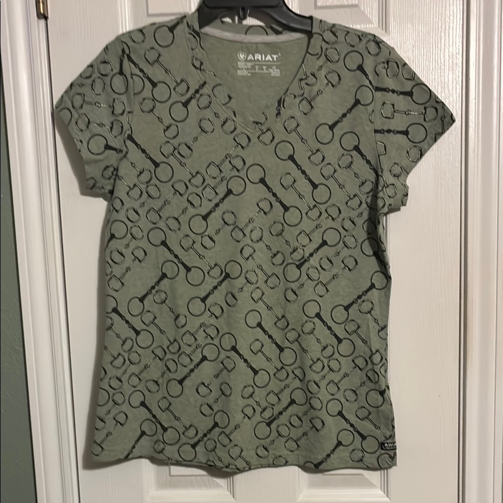 Ariat Gray Short Sleeve T-Shirt with Geometric Pattern